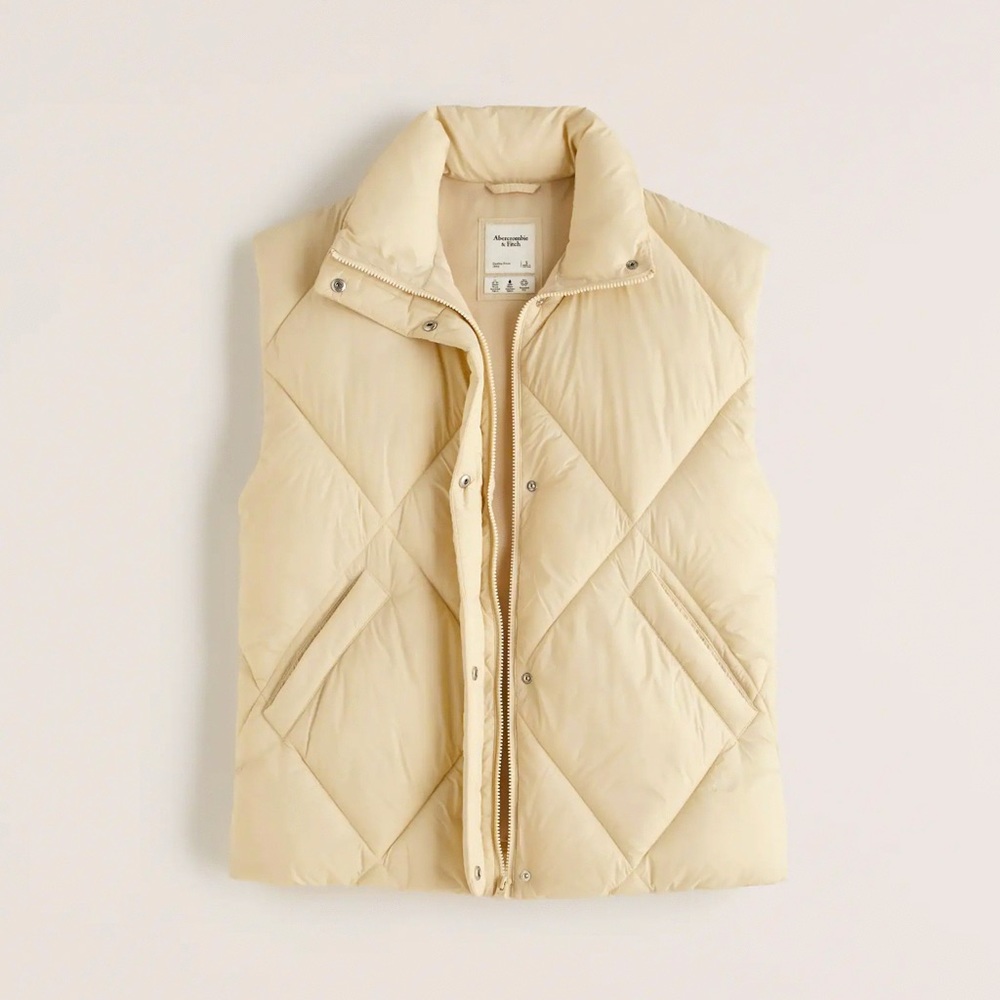 Abercrombie Oversized Puffer Vest